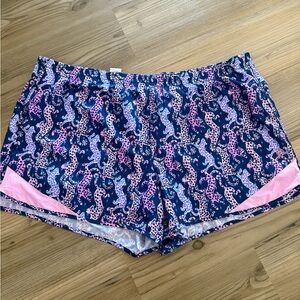 Stylish Women's Leopard Print Shorts